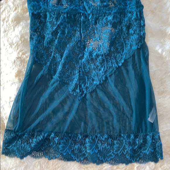 Oh là là Chéri Underwire Lace Babydoll W/G-String - Picture 4 of 7